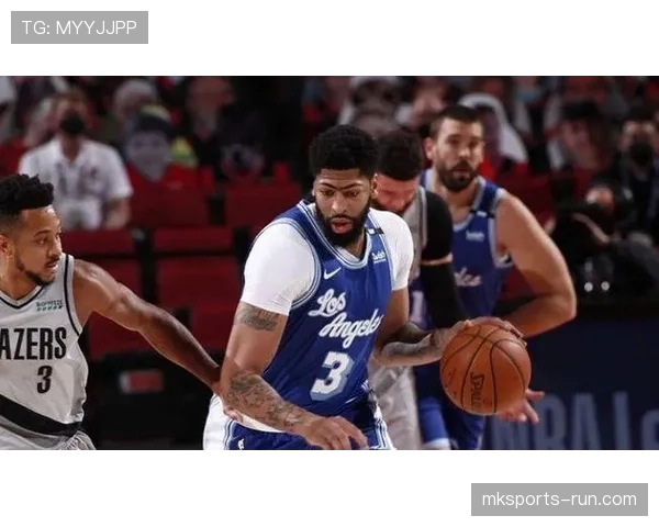 保罗·班切罗突破带动进攻效率显著提升对阵同届新秀