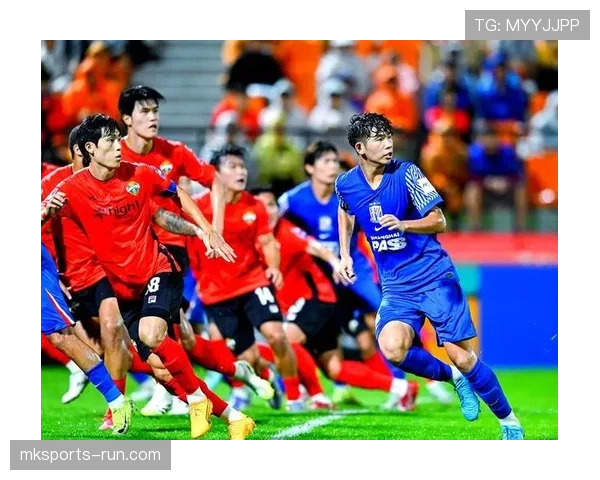 上海申花关键战表现波动，问题在高强度对抗中被放大